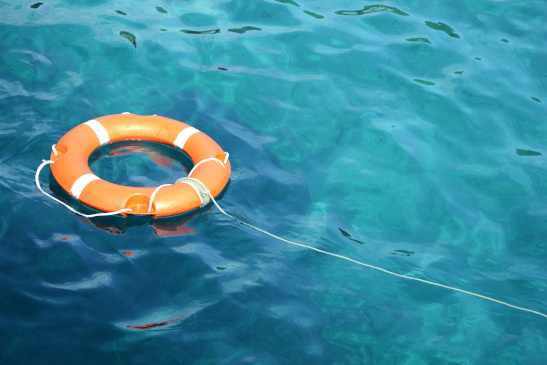 Rettungsring im Wasser