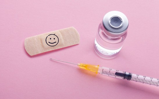 Pflaster &amp; Spritze